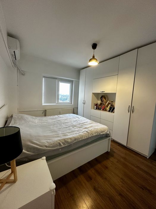 Apartament cu 3 camere în zona centrală