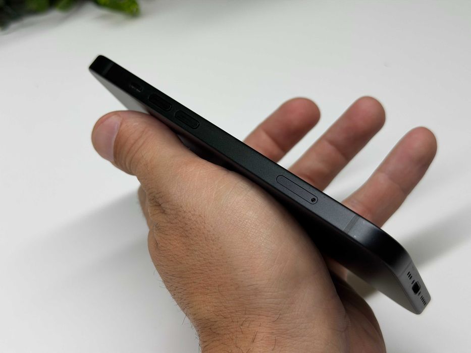 iPhone 15 128GB Black Гаранция