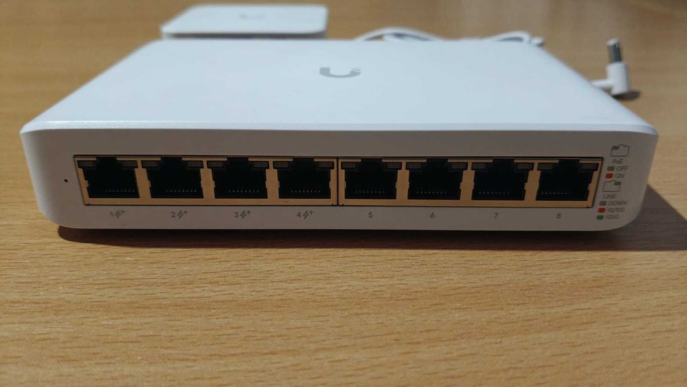 Switch Ubiquiti UniFi Switch Lite 8 poe usw-lite-8-poe Gigabit