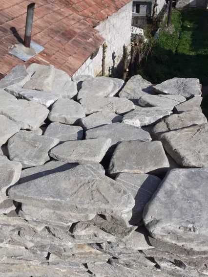 Piatra Naturală de Munte Disponibilă din Stoc