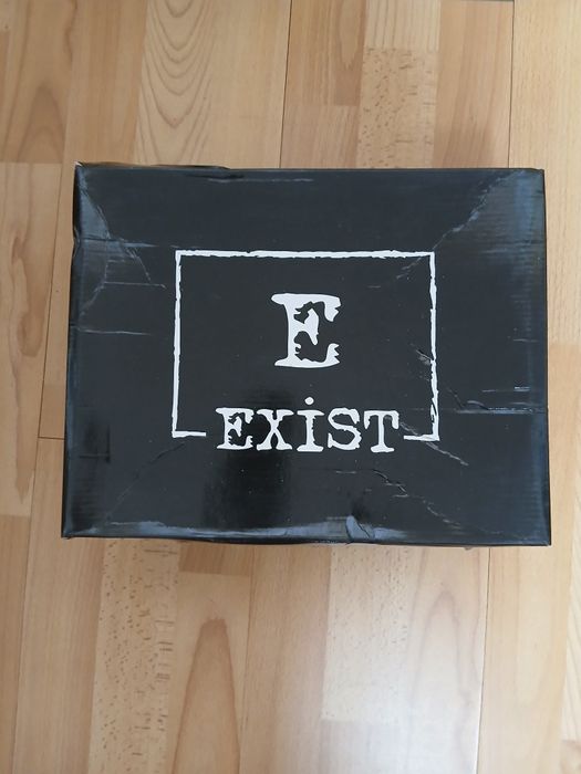 Botine cu broderie cusută manual ptr.damă