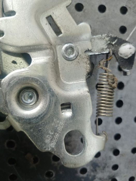 broasca capota  citroen c3 3 sx  2022 9836186580