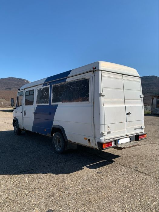 Бус Mercedes 609D