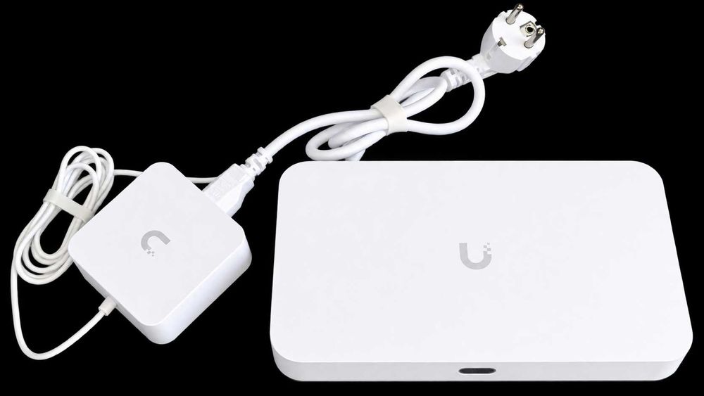Ubiquiti UniFi Cloud Gateway Fiber UCG-Fiber 10G – No Storage