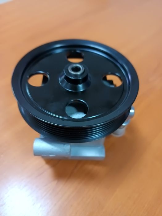 Pompa servodirecție Ford Focus
