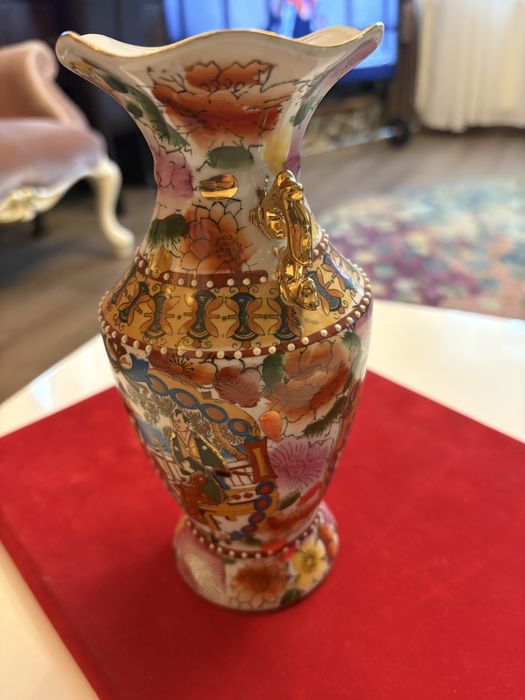 Vaza chinezeasca made in China