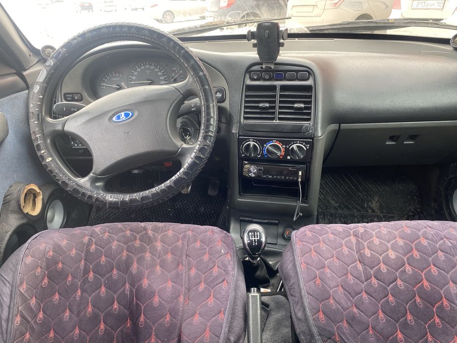 Машина продается ваз 2110