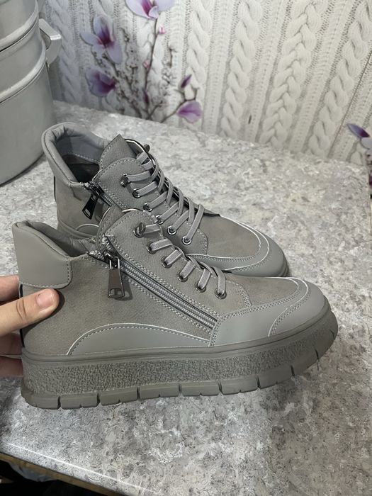 ПРОДАМ женская обувь