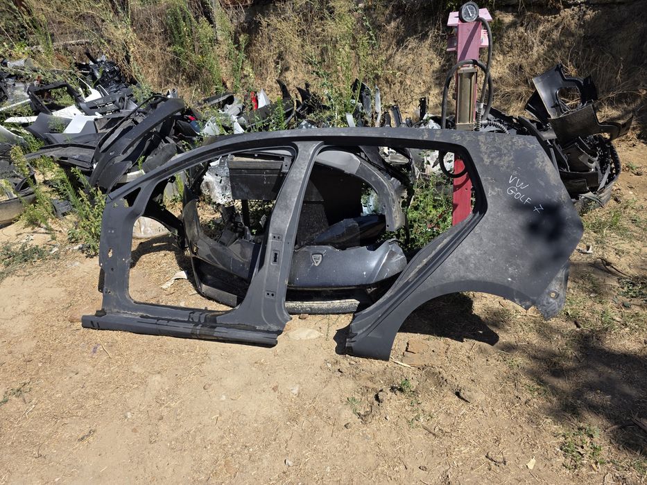 Vw golf 7 лява страница панел калник колонка праг