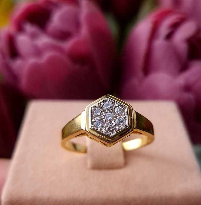 Inel din aur de 18K cu diamante naturale