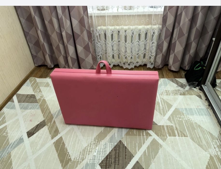 Продам кушетку для массажа