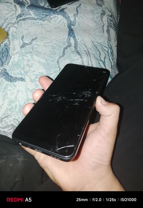 Oppo не рабочая.