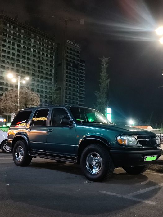 Ford Explorer 2   1995