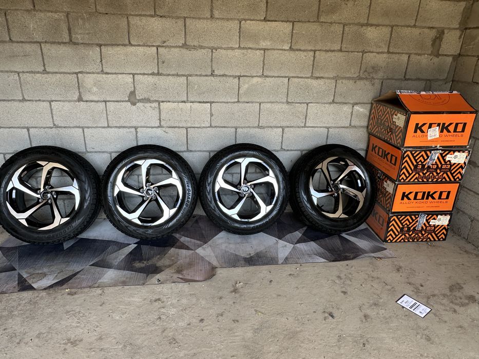 Продам комплект балонов