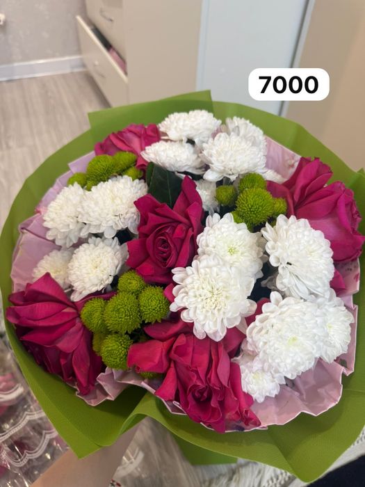 Разные,красивые цветы. Уральск