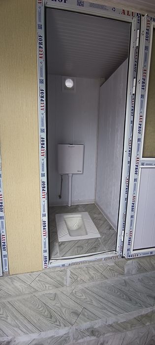 Экотуалет душевой кабины из контейнера