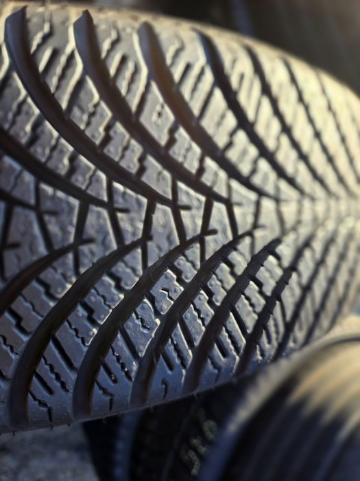 2бр. 175 70 13 Falken всесезонни.
