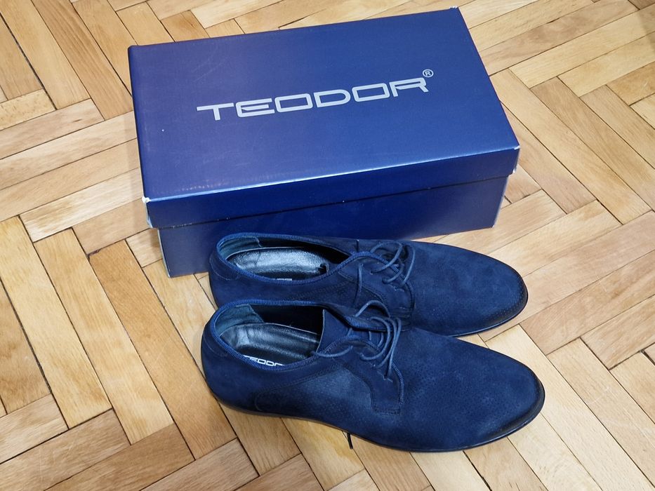 Мъжки костюм Teodor Slim fit / пълен комплект