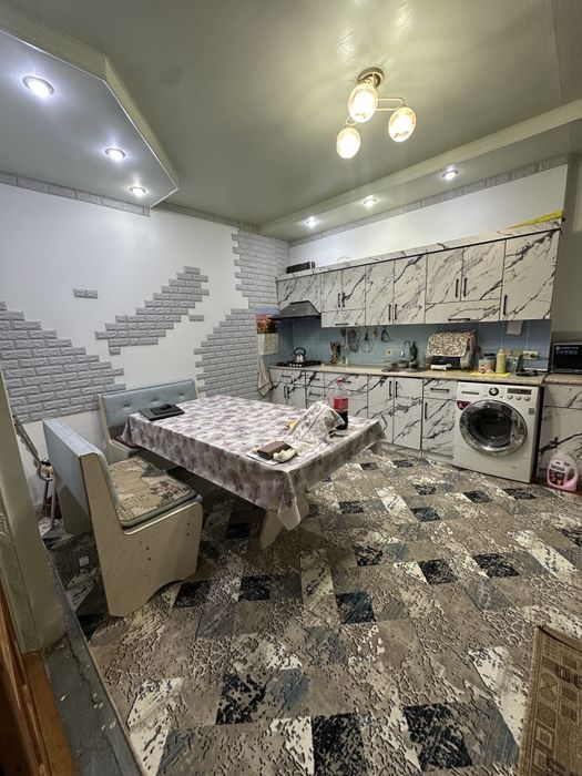 Продаётся  2 . дома в одном дворе