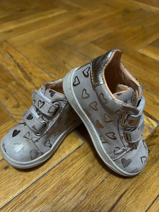 Бебешки пролетно-есенни обувки