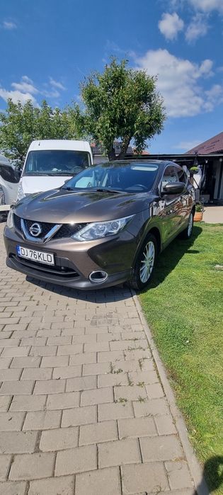Nissan Qashqai 2015 - 1.2 Benzina cutie automata