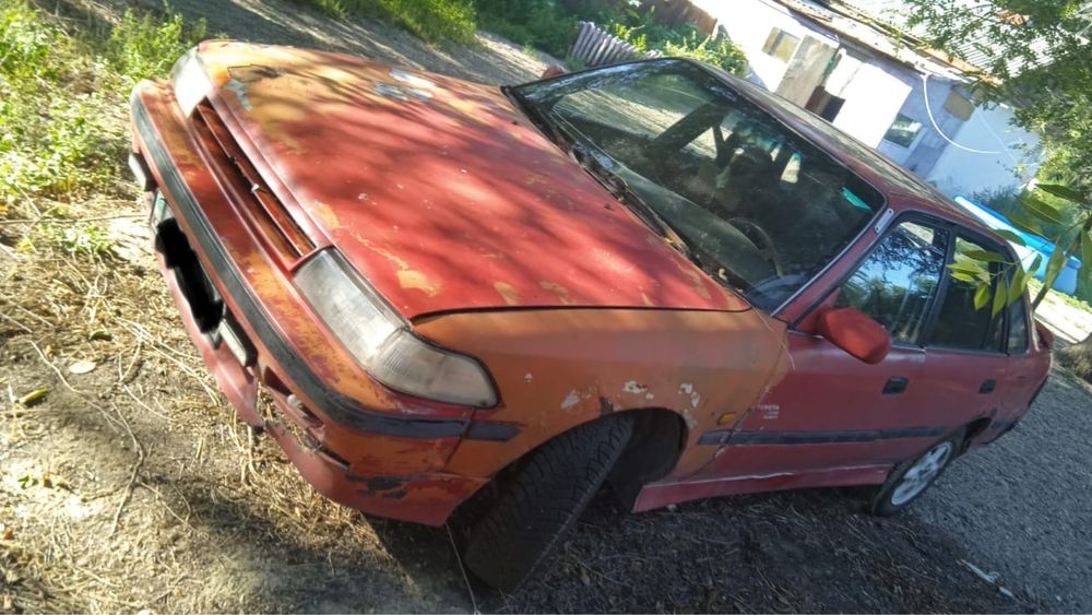 Toyota karina E 1990 срочно продам