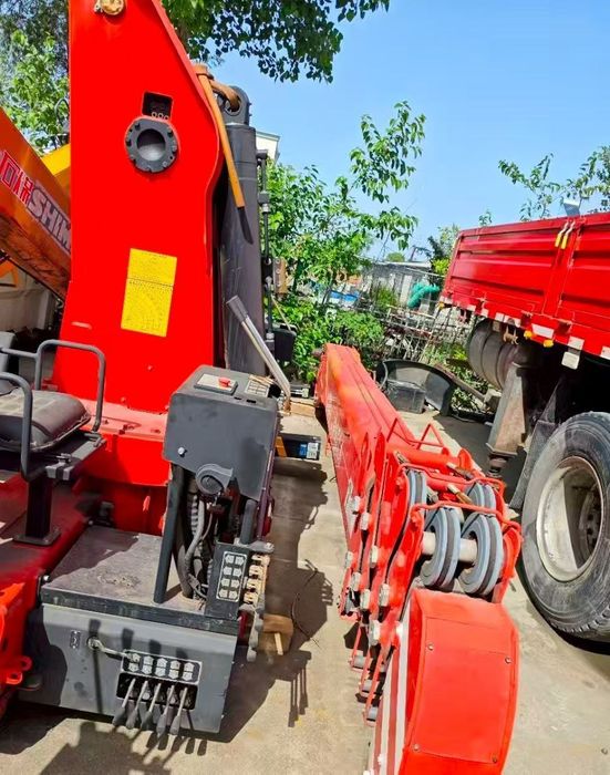 Сеялка, манипулятор, кара, пагуричик, кран ва бошка техникалар  Хитойд