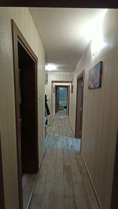 Продава се Четиристаен апартамент в София, Оборище - 100 кв.м за 4200 €/кв.м - Снимка #2