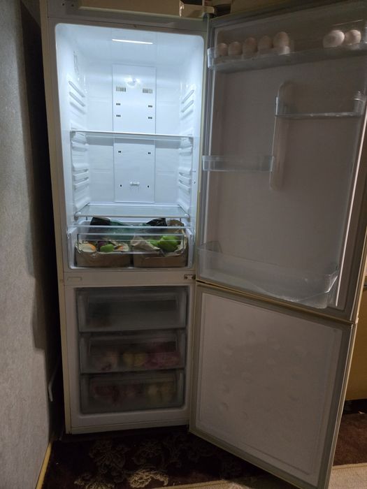 Холодильник самсунг