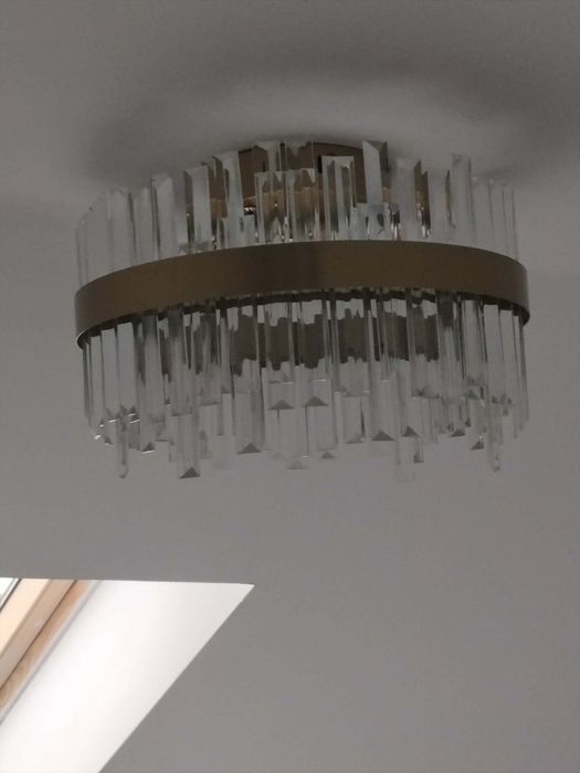 Montez Mobilier  lustre și aplice