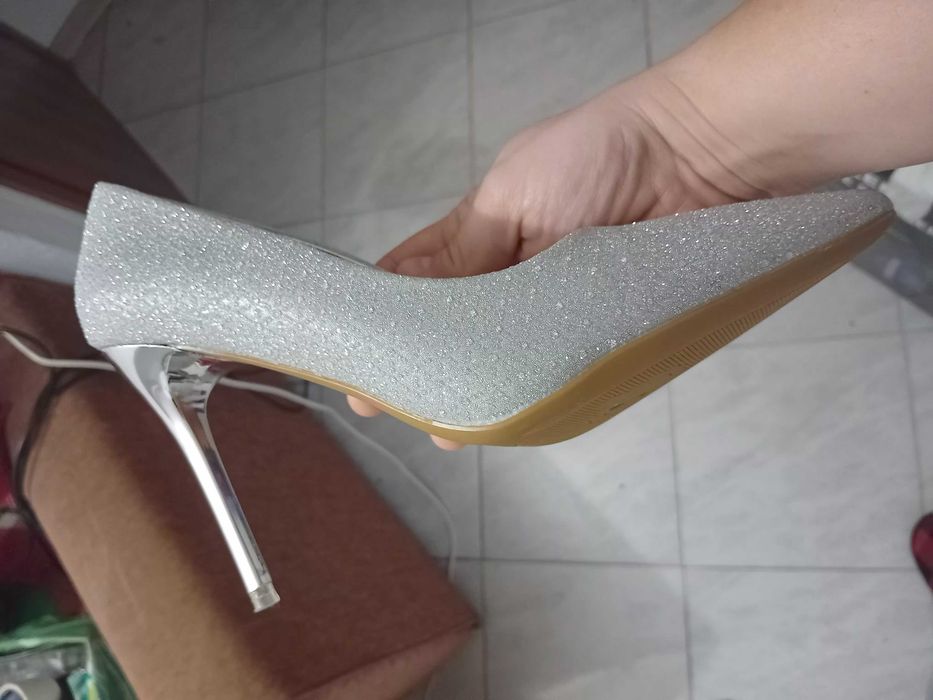 Официални обувки