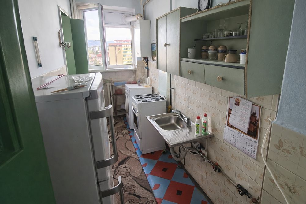 Apartament 2 camere Decomandat, Et. Interm., Podu Ros