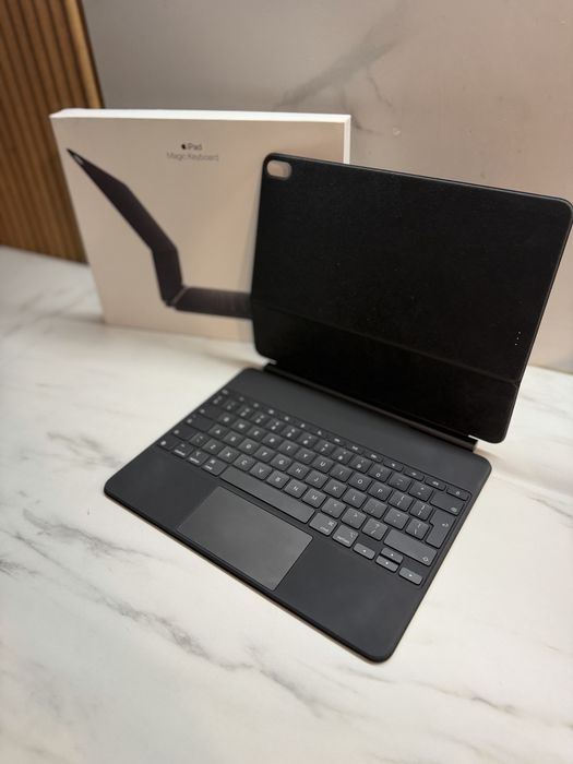 Magic Keyboard ipad air 13 inch