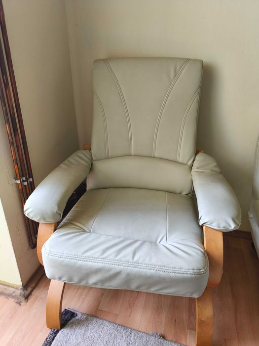 Canapea extensibila si doua fotolii