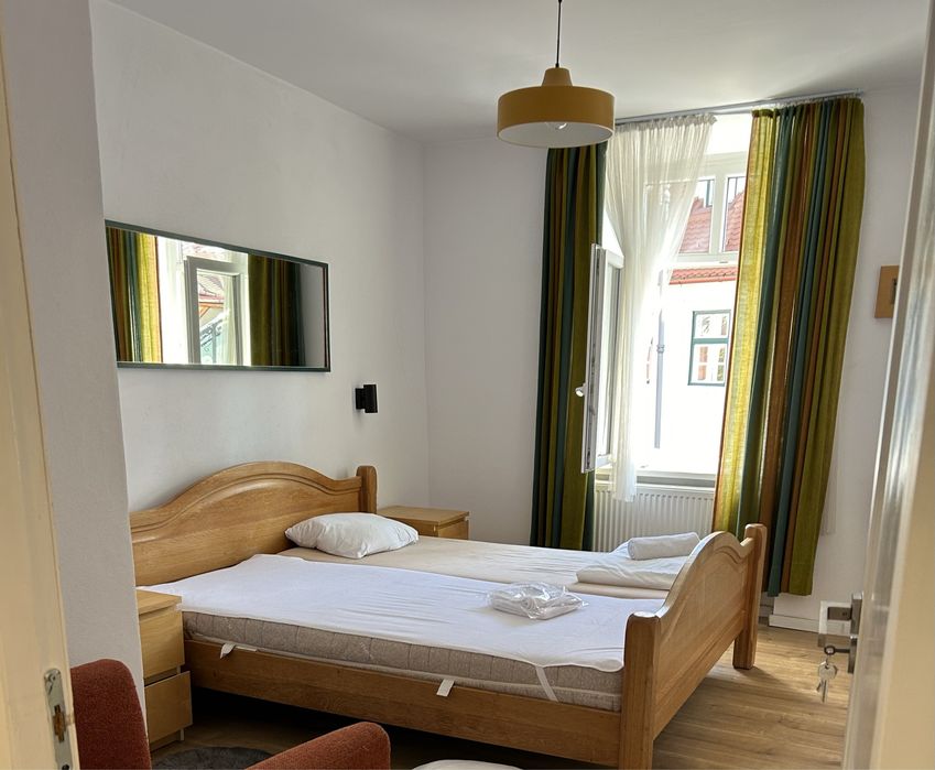 Cazare regim hotelier camera de inchiriat pensiune