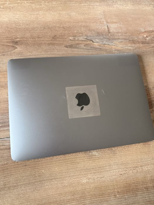 macbook air m1 16 gb - Laptopuri oferte online | OLX.ro