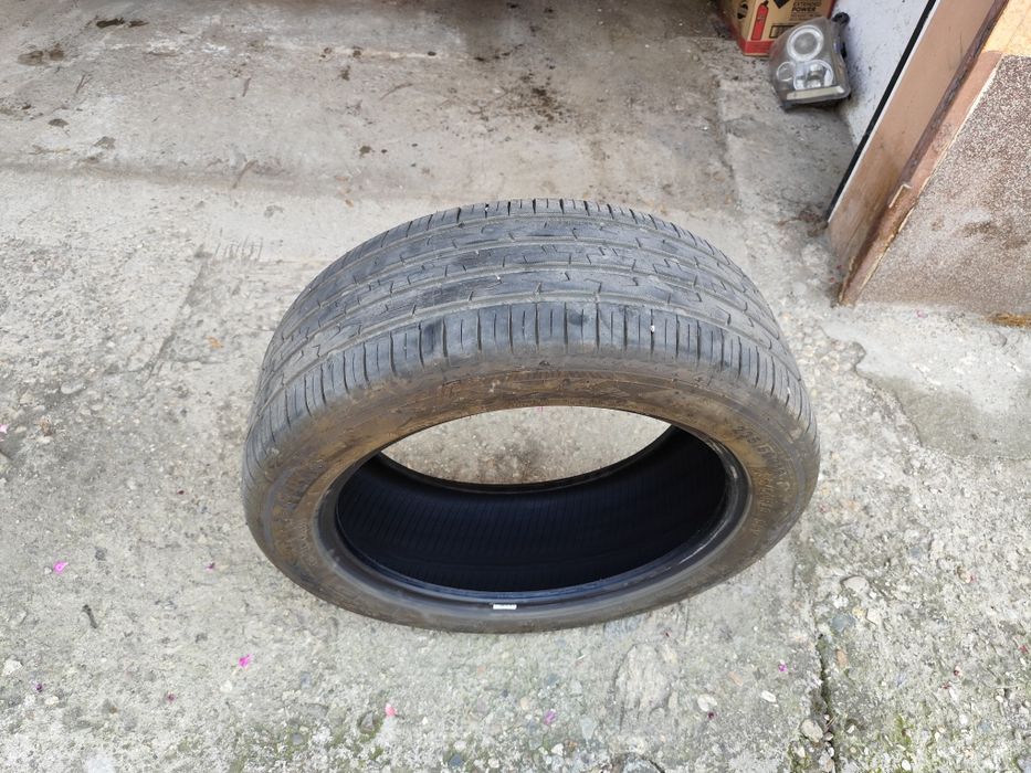 Летни гуми 235/50/19
