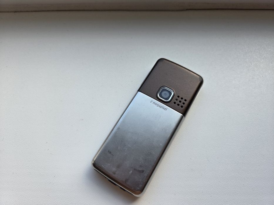 Nokia 6301 cu Wi-Fi