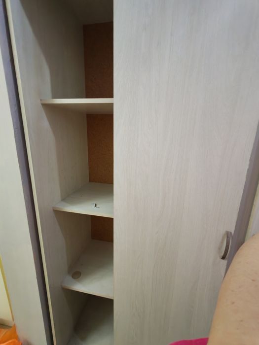 Отдам шкаф купе даром