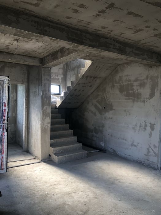 Vand casa ,Paulesti P+E