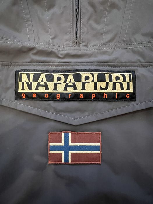 Анорак Napapijri модели Rainforest Winter.