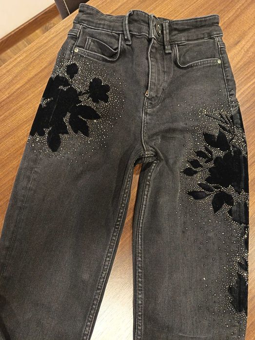 Оригинални дамски дънки Guess 1981 Skinny с кристали, размер 24