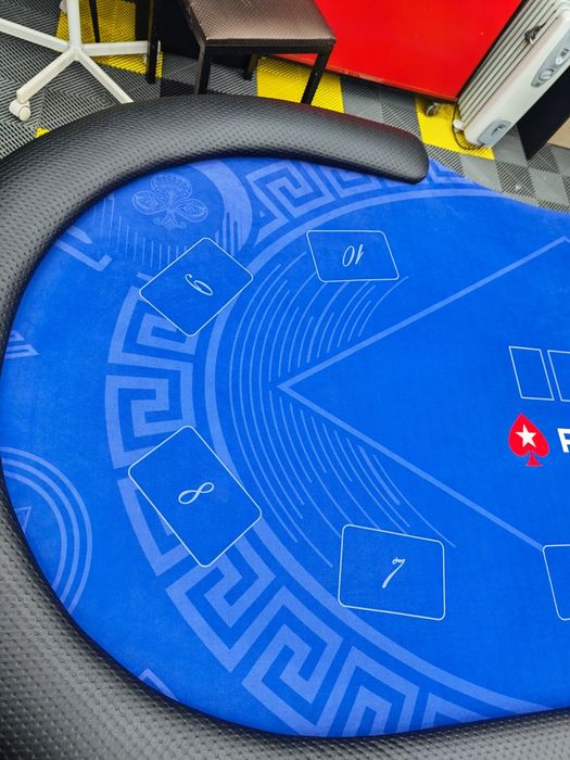 Urgent masa de poker profesionala