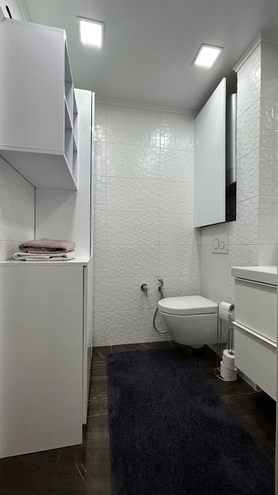 Отдава Под наем луксозен двустаен апартамент в Кръстова Вада