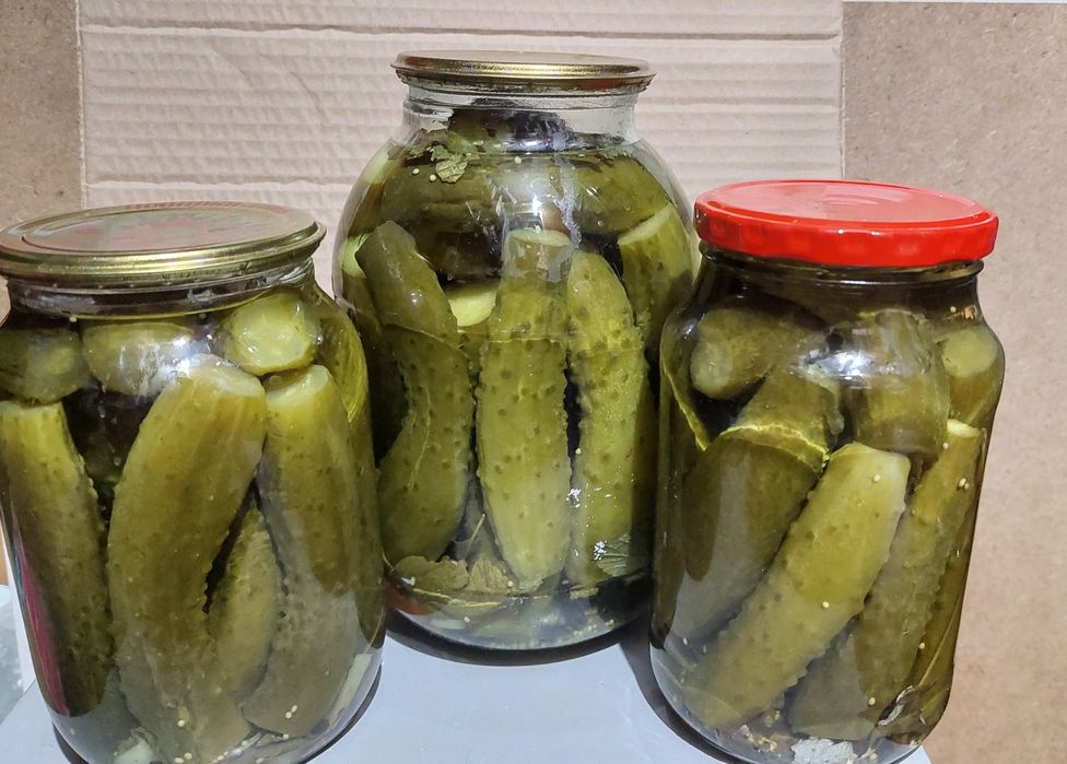 Продаются  огурцы 2литра