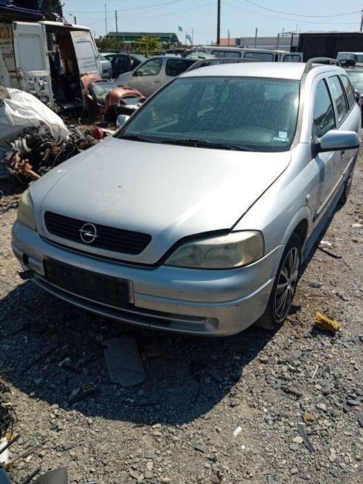 Opel Astra 1.6 Ecotec бензин 1999 година 101к.с.