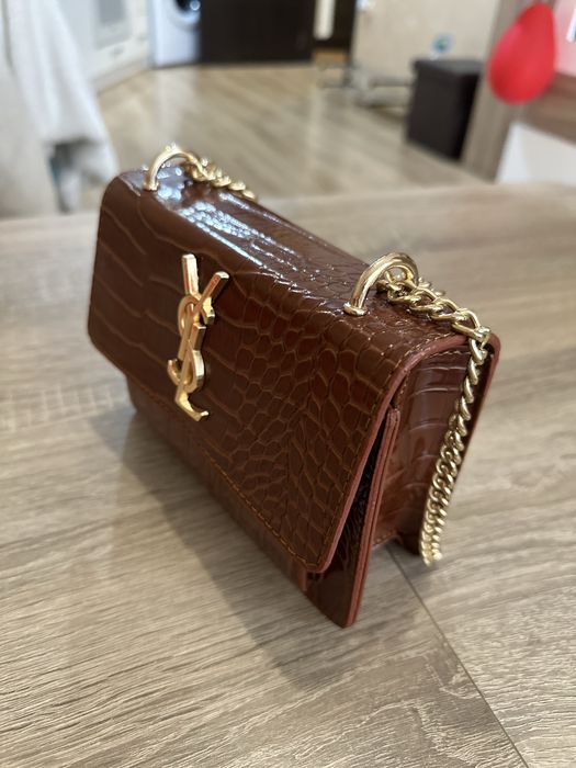 Нова дамска чанта