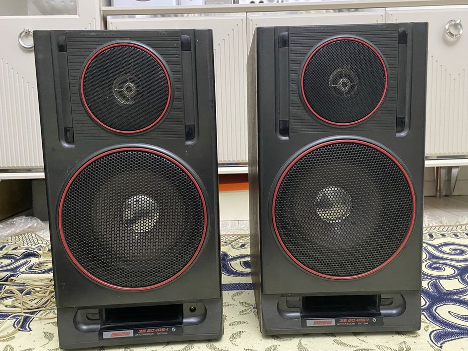 Колонки S-90 ,Романтика, Вега проигрыватели