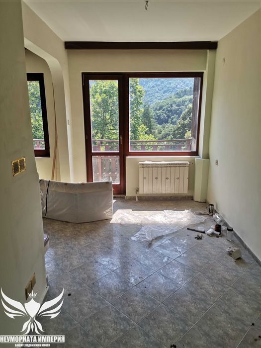 Продава се Хотел в с. Нареченски бани, Област Пловдив - 3557 кв.м за 155 €/кв.м - Снимка #10