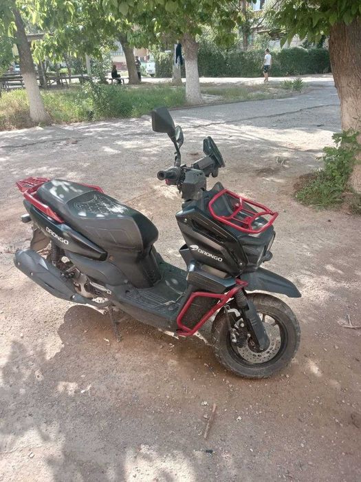 Скутер Танк Продается